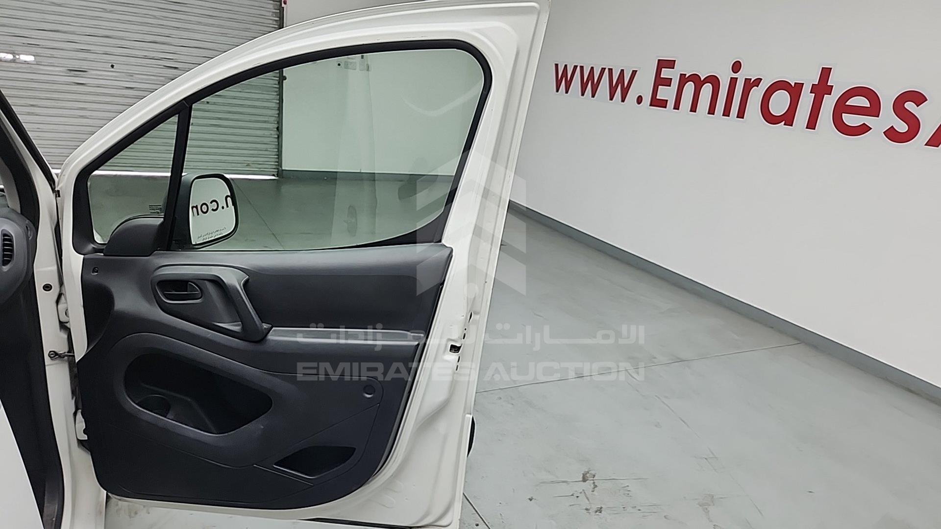 2015 PEUGEOT PARTNER VIN: VF37ENFU0FJ542828