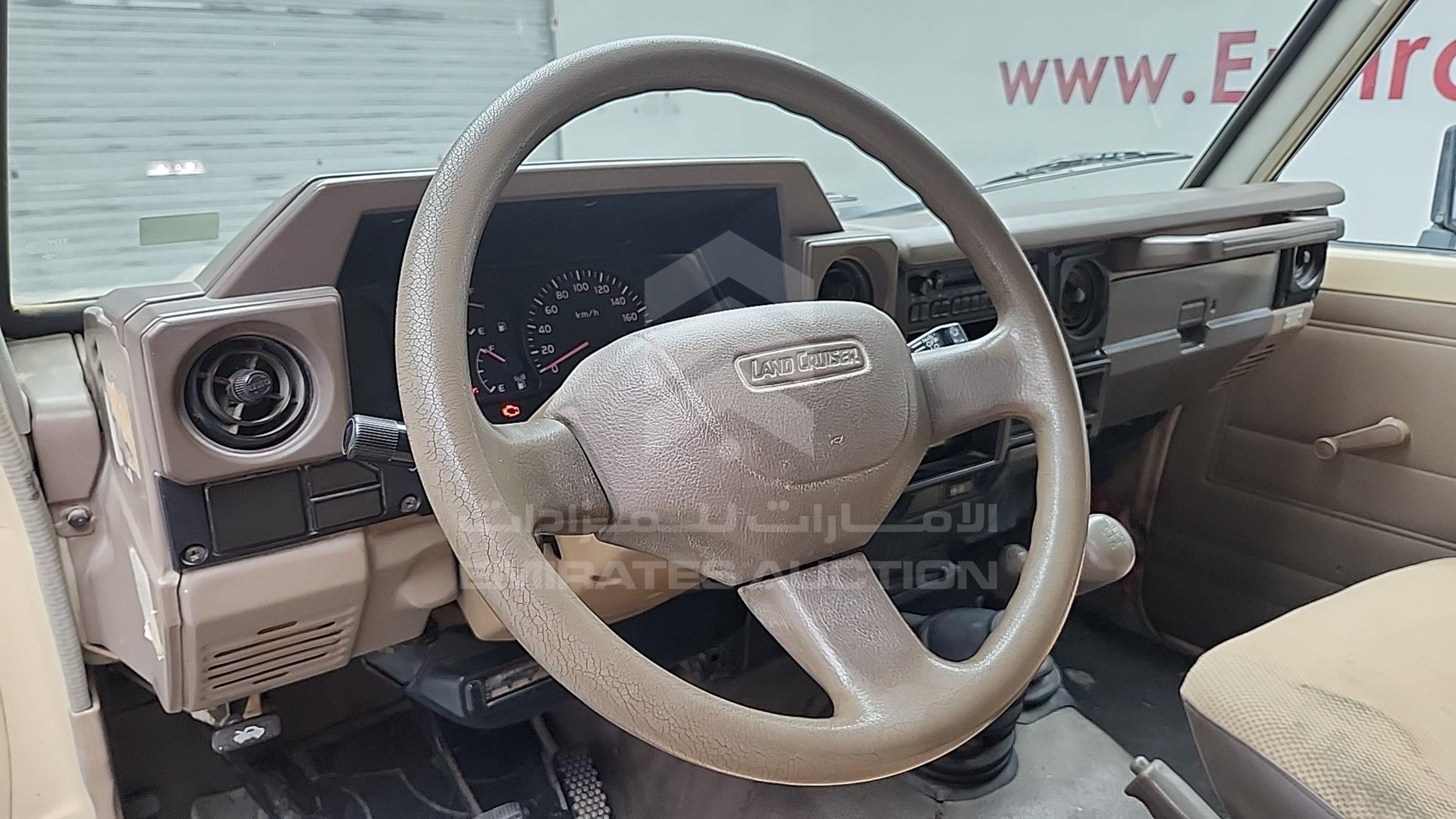 2000 TOYOTA LAND CRUISER VIN: JTFLJ71J6Y8000633