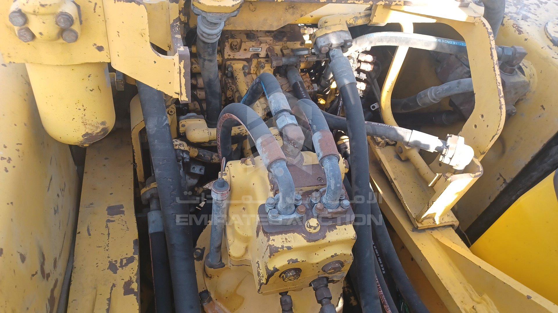 2013 KOMATSU PC400-7 VIN: KMTPC086J02052618