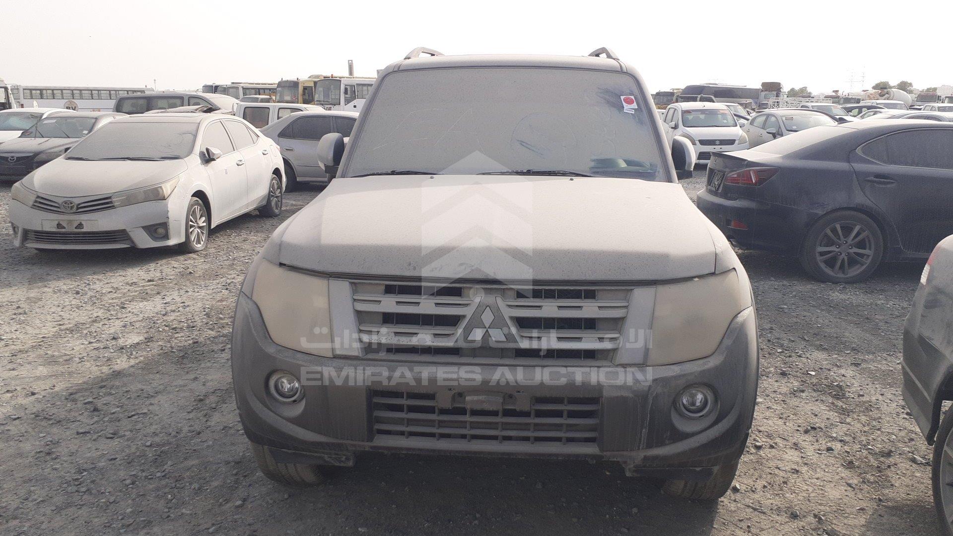 JMYLRV95WDJ708656 - 2013 Mitsubishi Pajero - #undefined