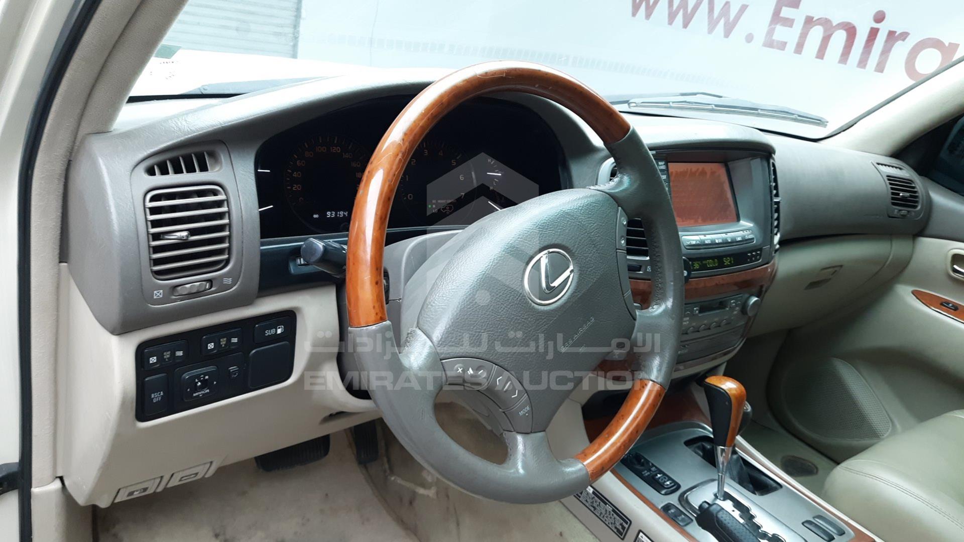 2004 LEXUS LX 470 VIN: JTJHT00W543537432