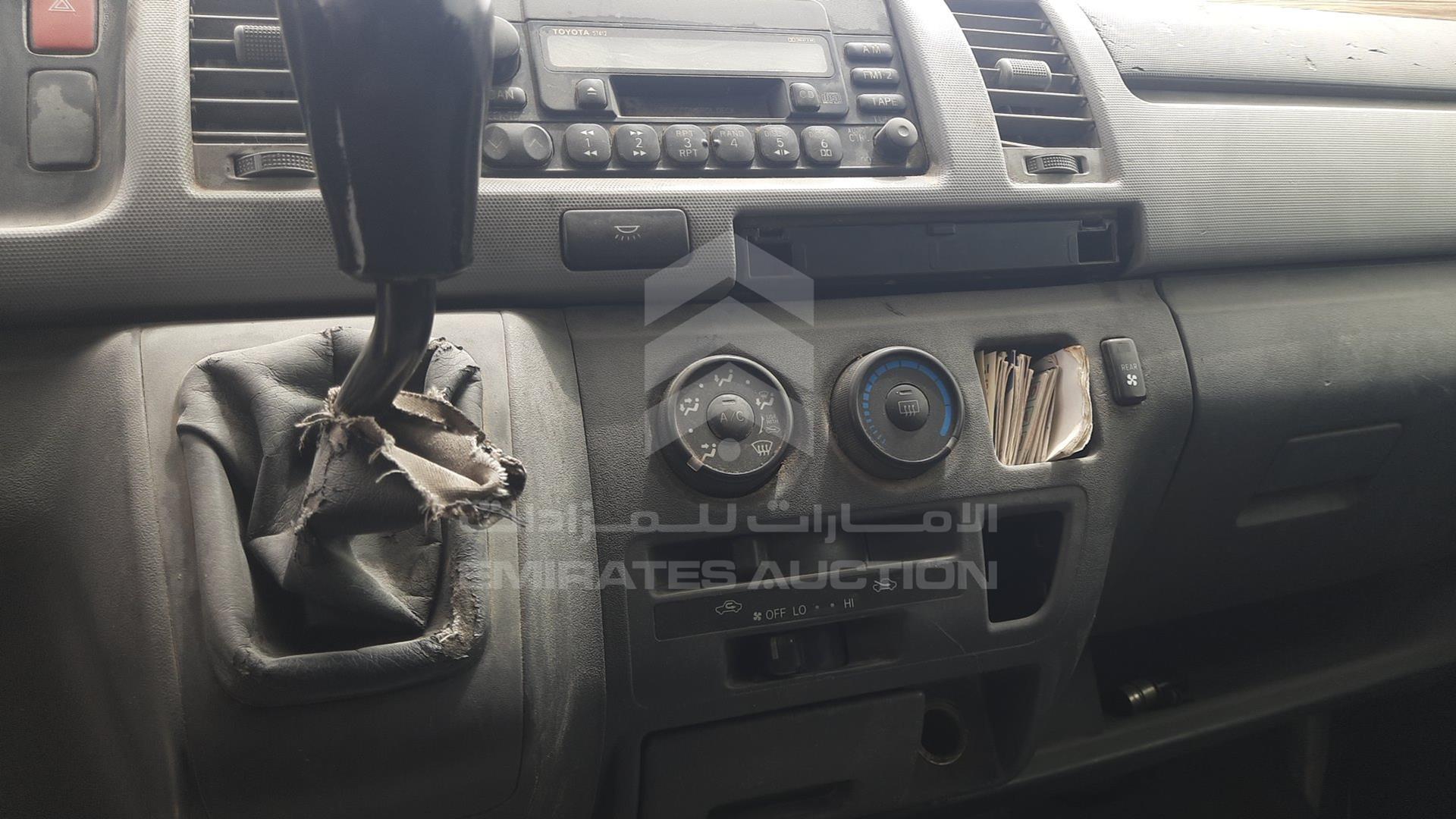 2011 TOYOTA HIACE VIN: JTGJX02PXB5022526