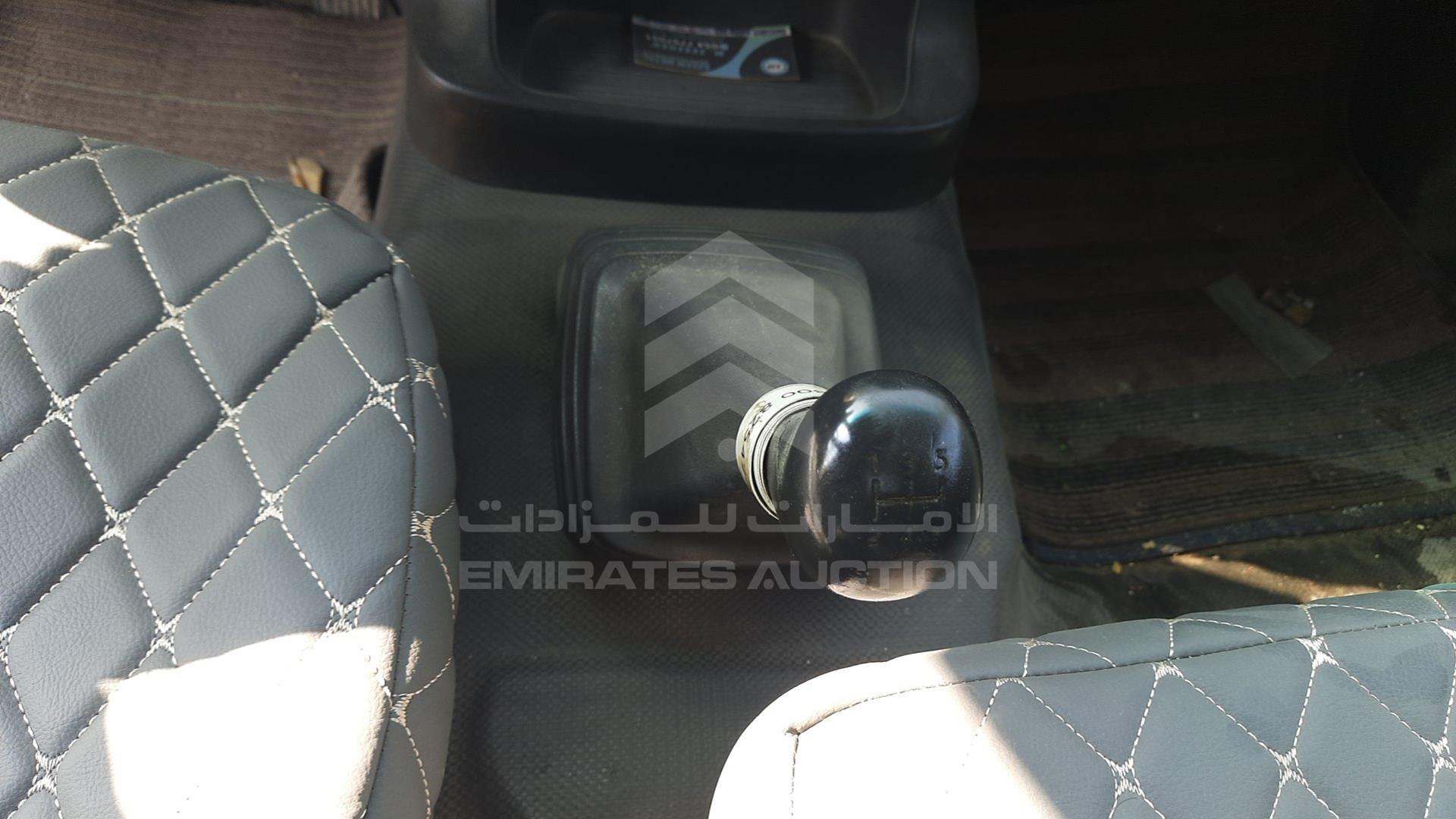 2016 MITSUBISHI L200 VIN: MMBENKJ40GH039273