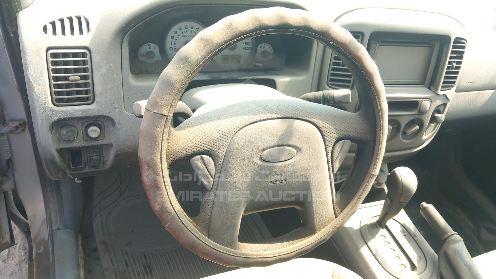 2007 FORD ESCAPE VIN: 1FMYU92157KB57700