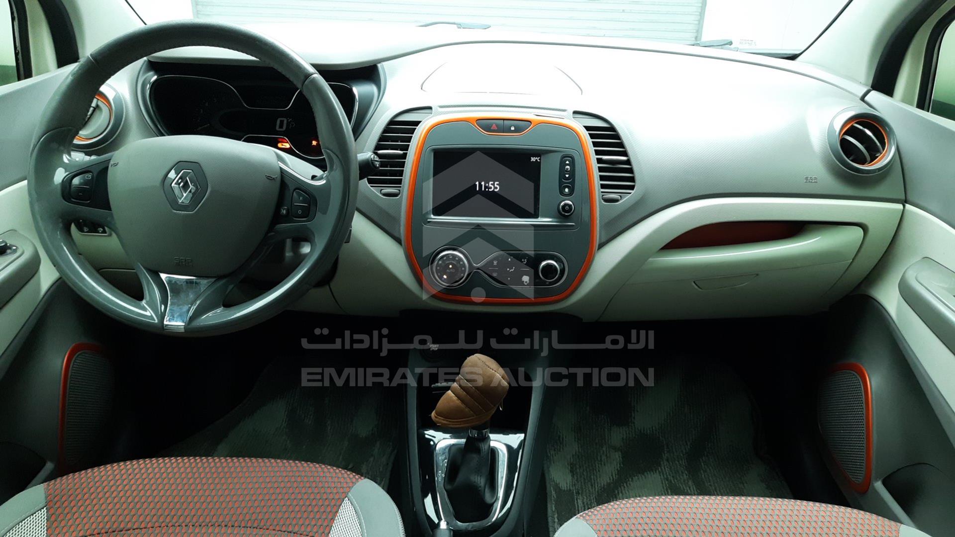 2015 RENAULT CAPTUR VIN: VF12RRHEXFW528782