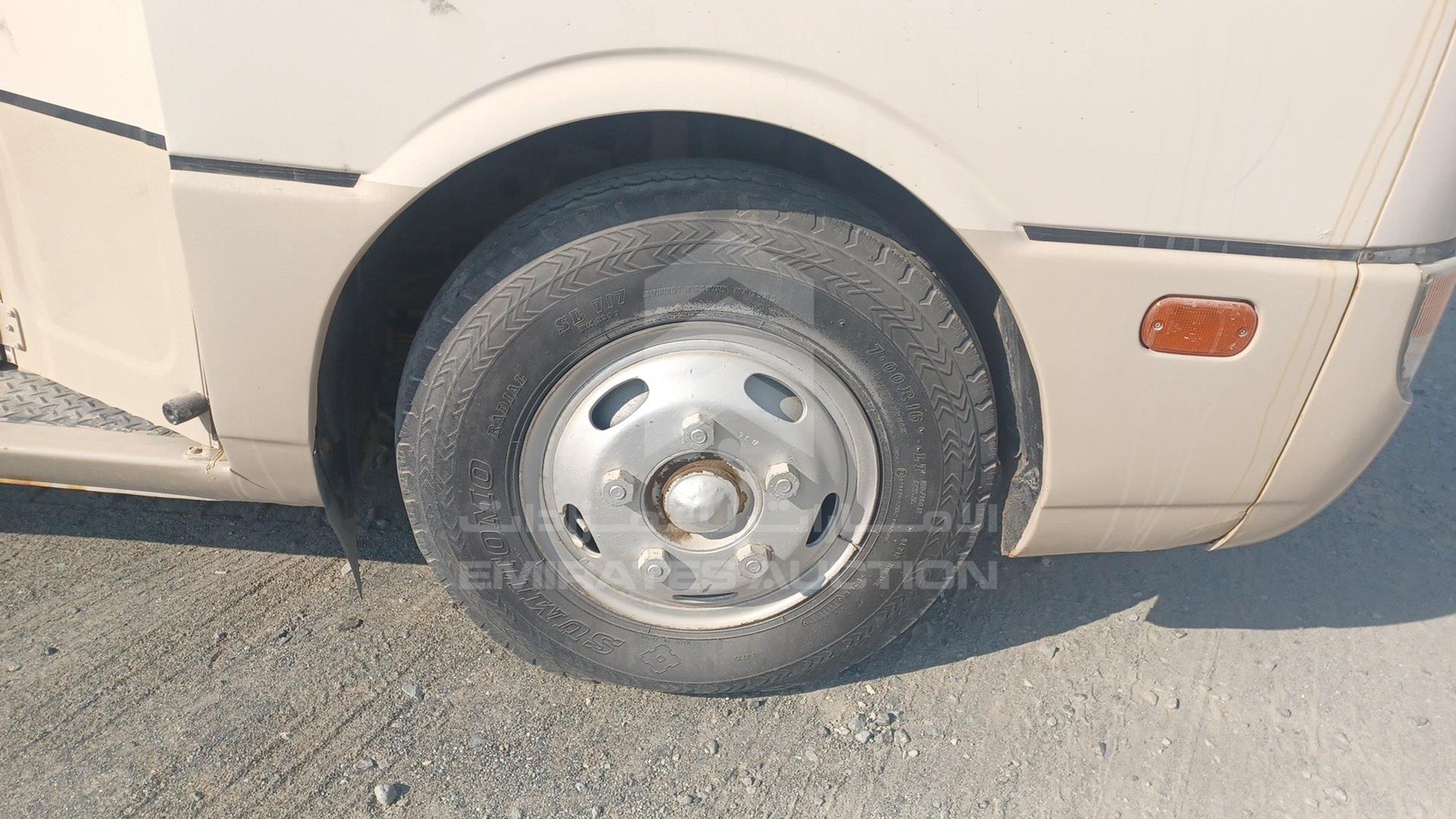2018 MITSUBISHI ROSA VIN: JL5B3E6P3JPG00256