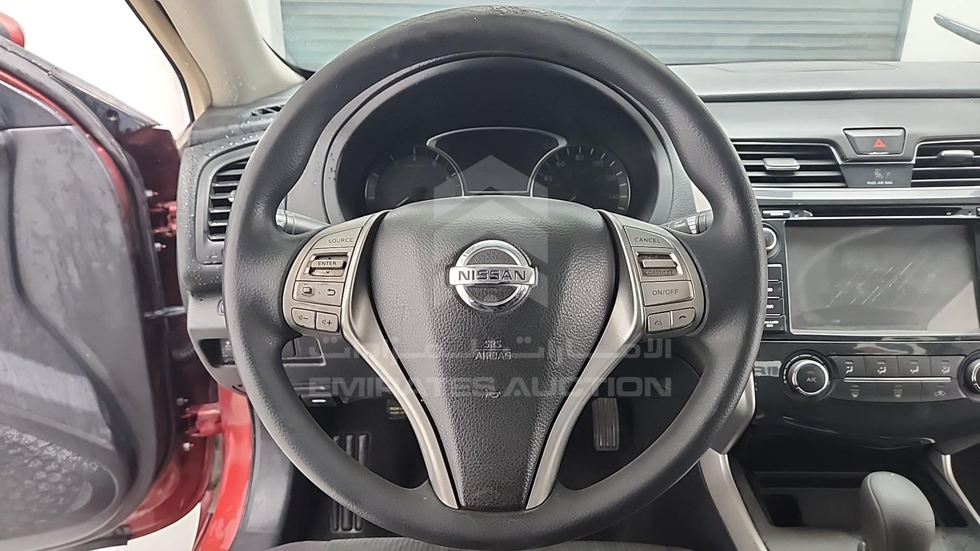 2013 NISSAN ALTIMA VIN: 1N4AL3AP8DN498942