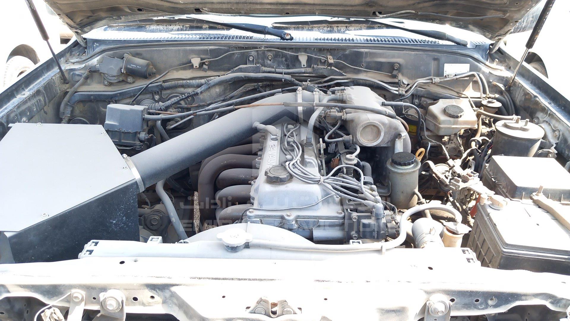 2002 TOYOTA LAND CRUISER VIN: JTEHJ09J425051384
