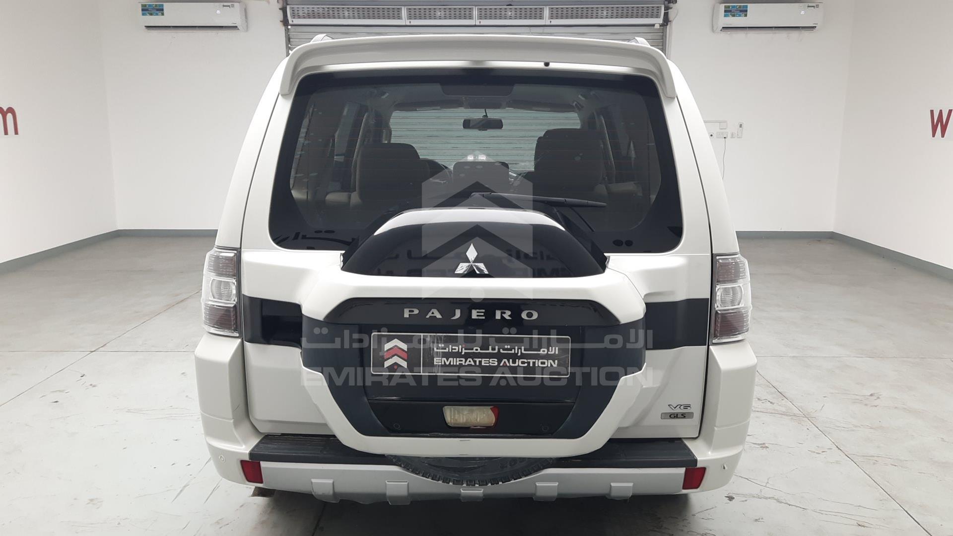 2017 MITSUBISHI PAJERO VIN: JE4MR62N3HJ705986