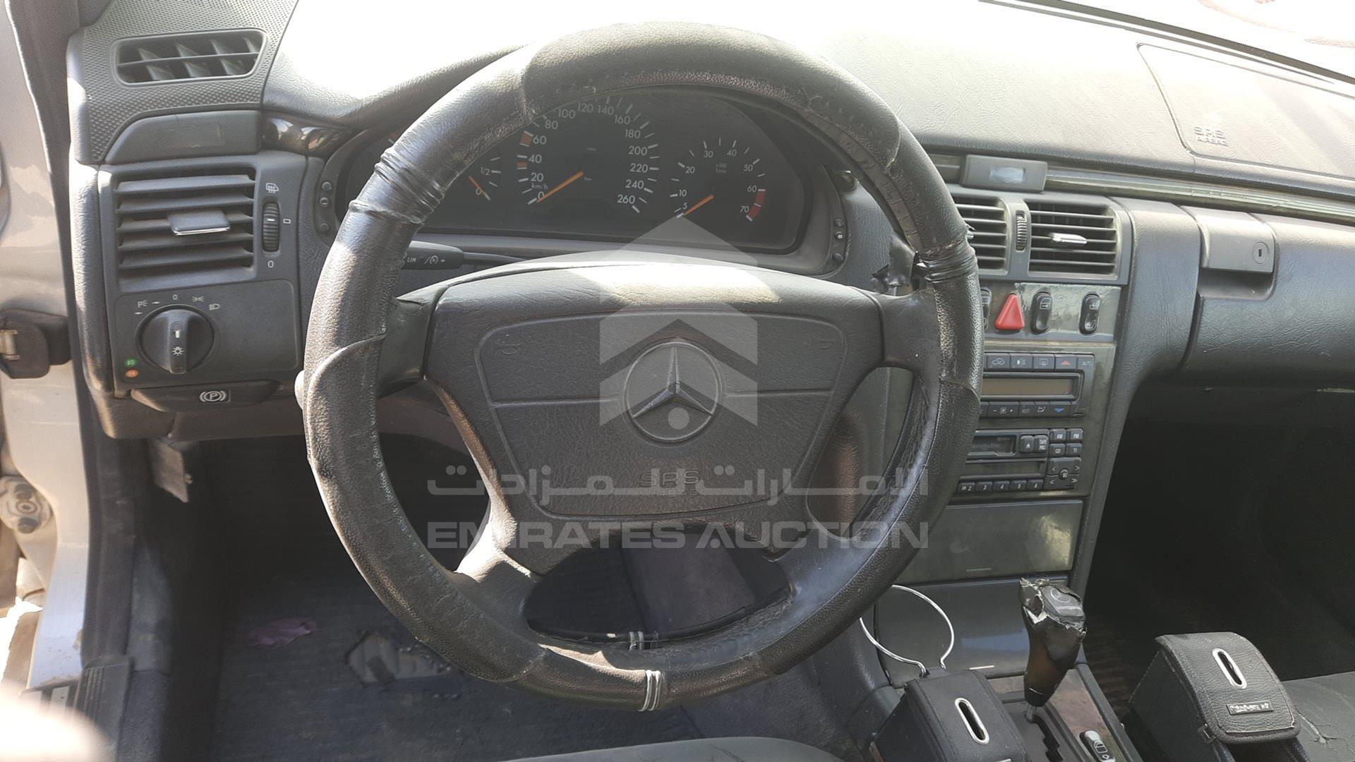 0 MERCEDES E 320 VIN: WDB2102651A540046