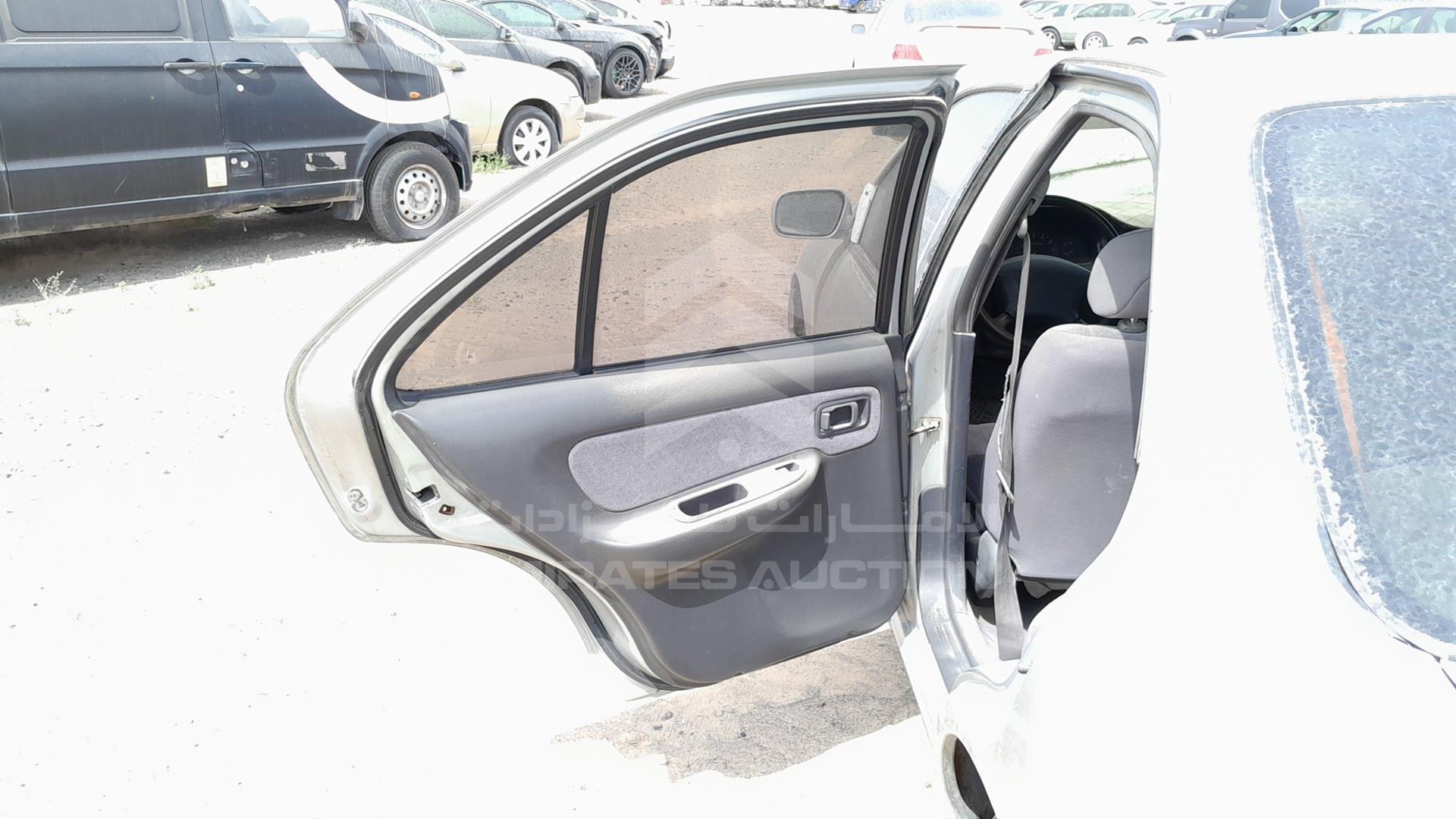 2000 NISSAN SUNNY VIN: JN1DB41S5YW002423