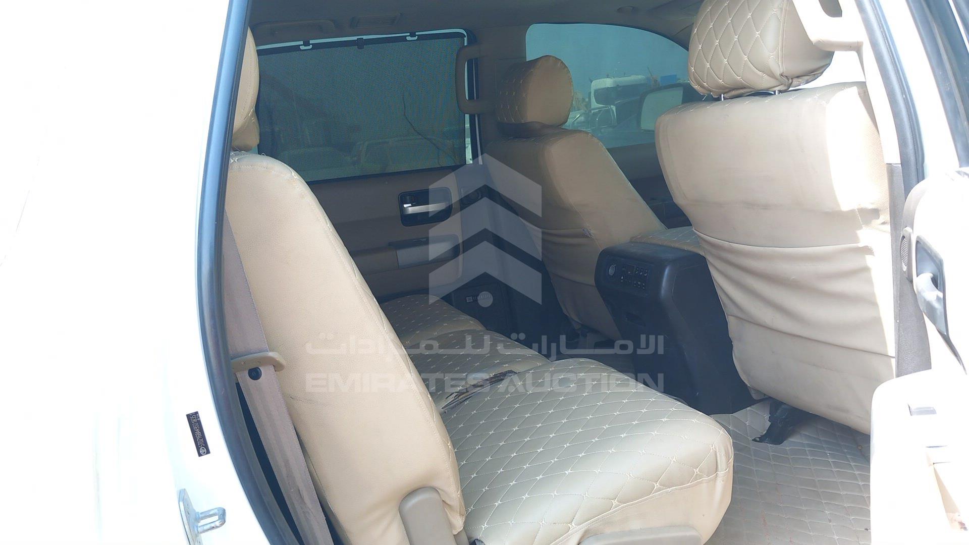2009 TOYOTA SEQUOIA VIN: 5TDZY68A49S018351