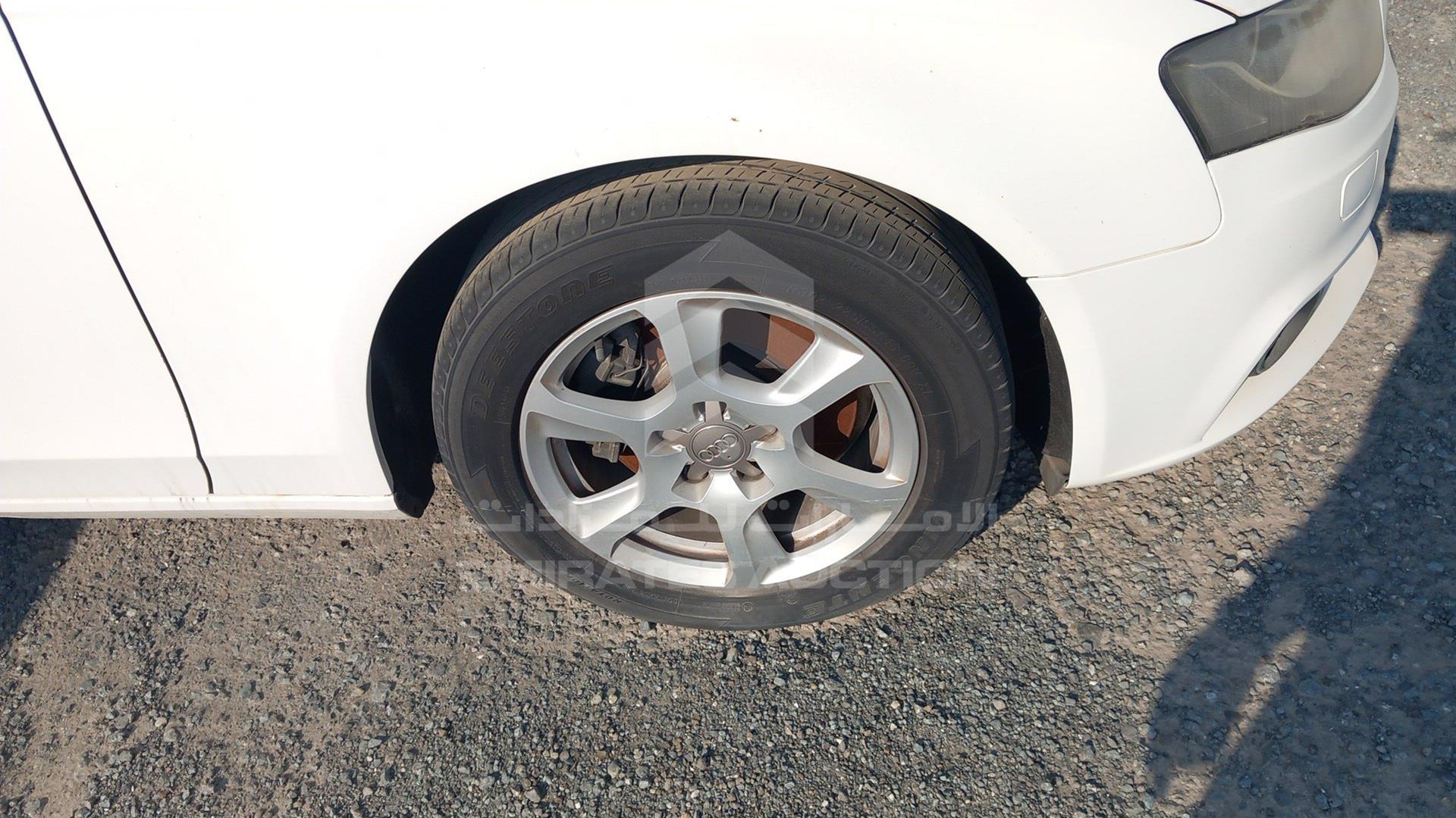 2012 AUDI A4 VIN: WAUACC8KXCA086531