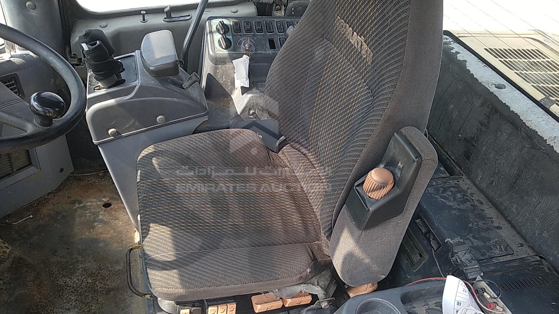 2014 KOMATSU WA470-5 VIN: W09570142
