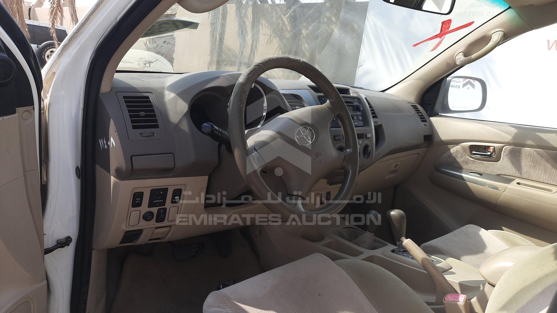 MR1YU59G860005635 - 2006 Toyota Fortuner - #342758
