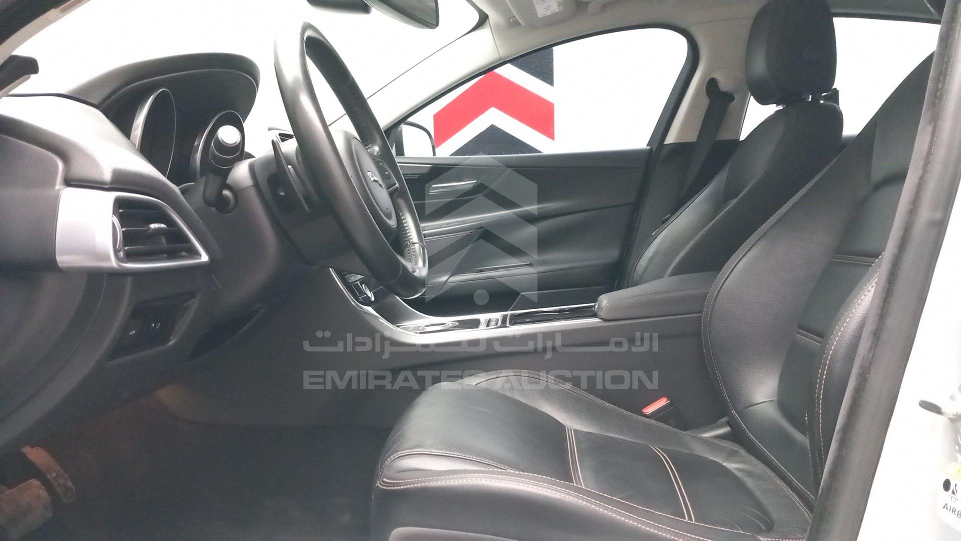 2017 JAGUAR XE VIN: SAJAB4BG6HA972158