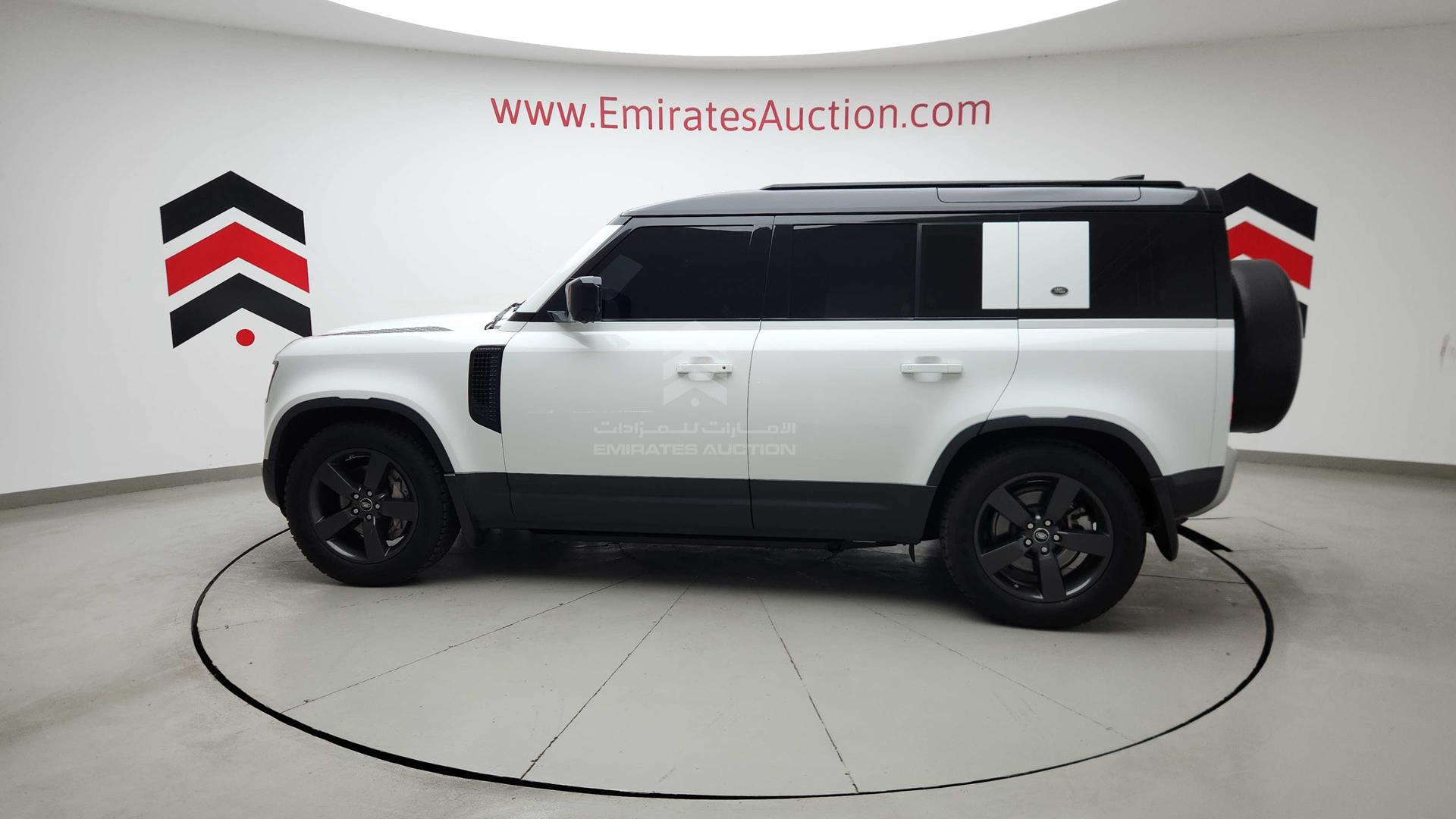 2021 LAND ROVER DEFENDER VIN: SALEA7BU2M2035119