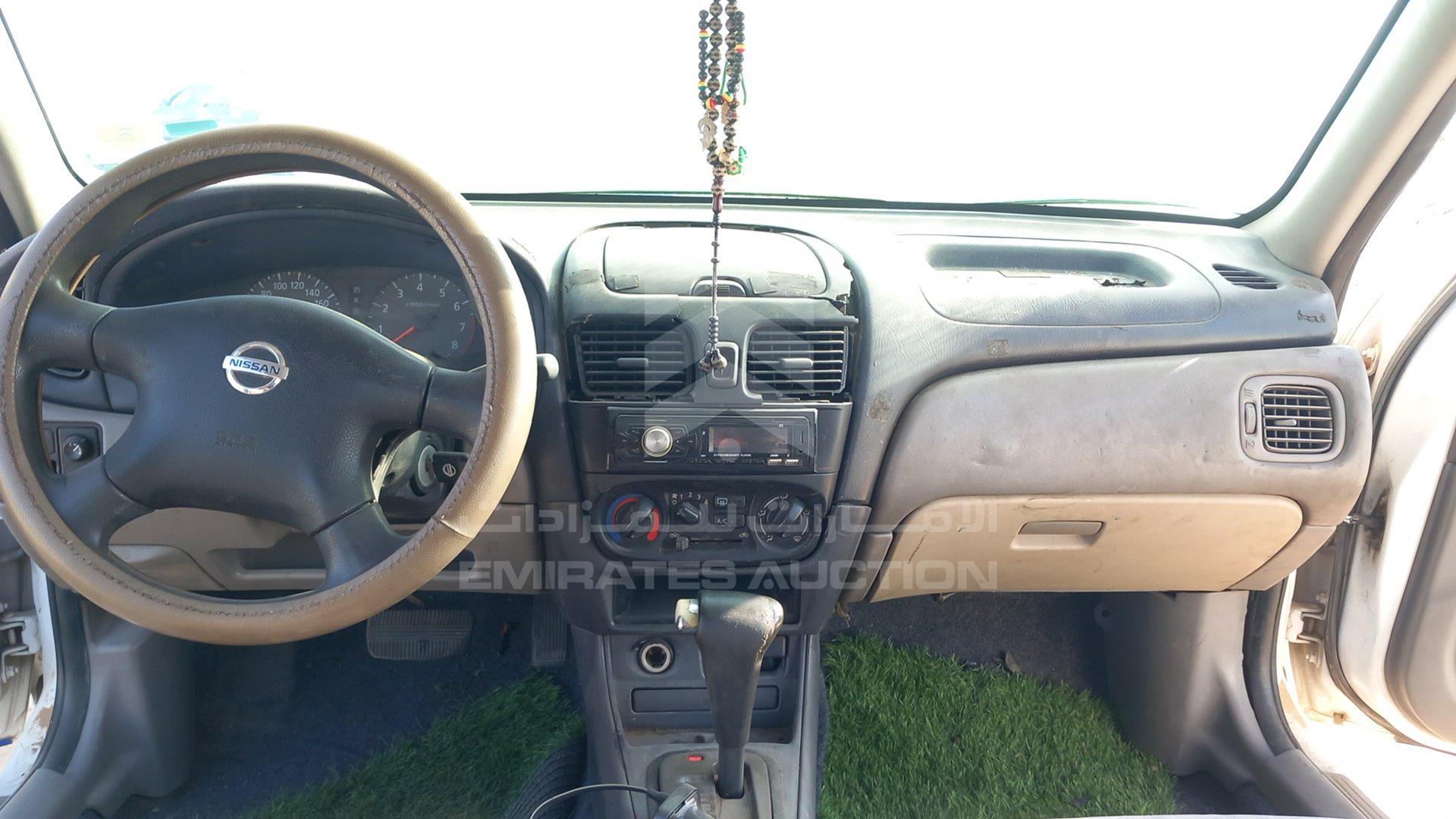 2001 NISSAN SUNNY VIN: JN1EN61C81W001613