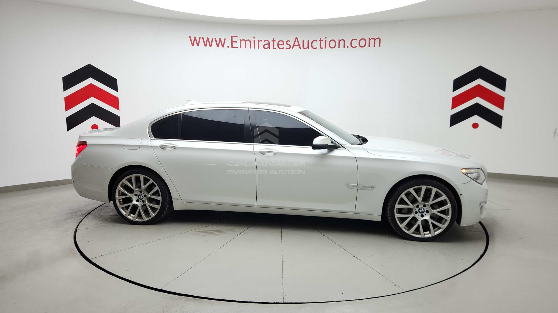 2013 BMW 750LI VIN: WBAYE8105DDD87712
