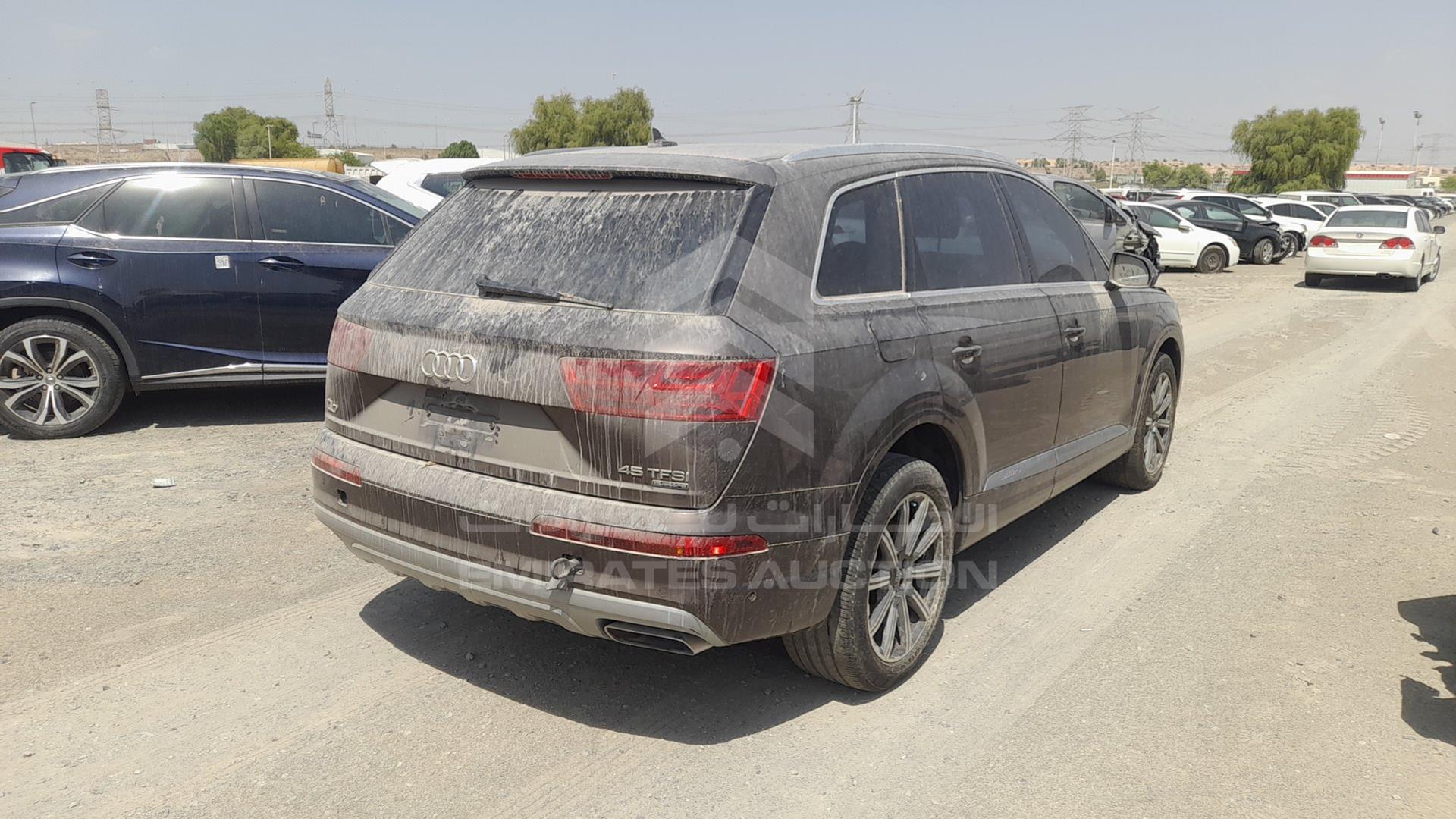 2018 AUDI Q7 VIN: WA1ZZZF73JD038204