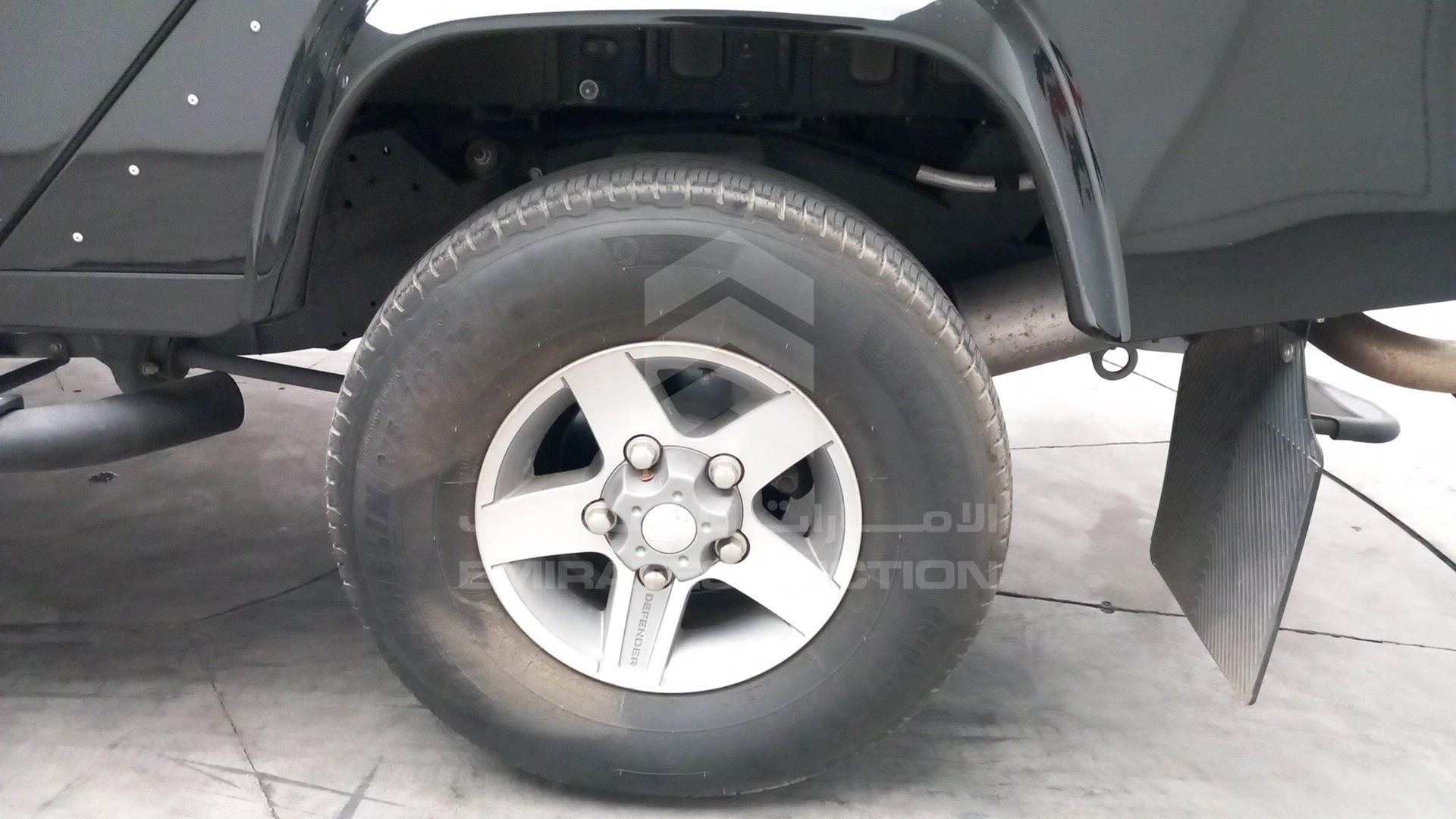 2013 LAND ROVER DEFENDER VIN: SALLDHMR8DA441729