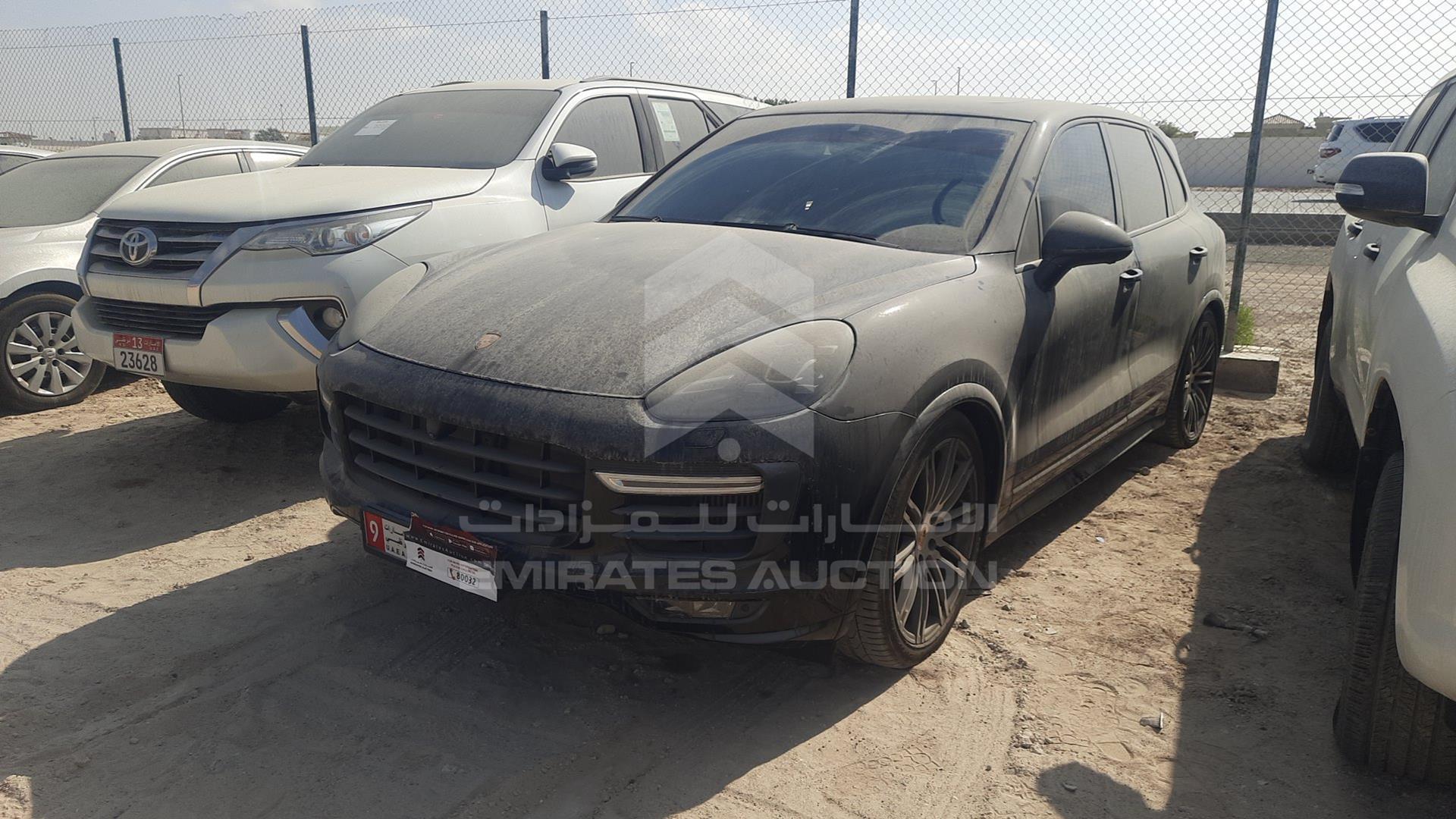 2016 PORSCHE CAYENNE GTS VIN: WP1ZZZ92ZGLA78028