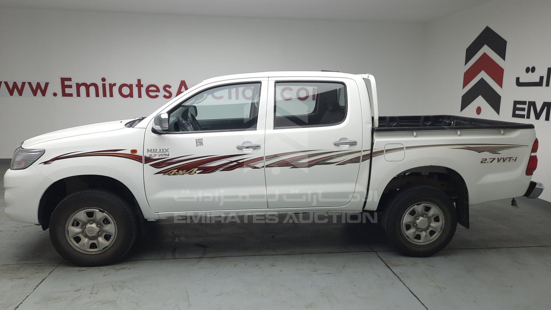 2014 TOYOTA HILUX VIN: MR0FX22G3E1392356