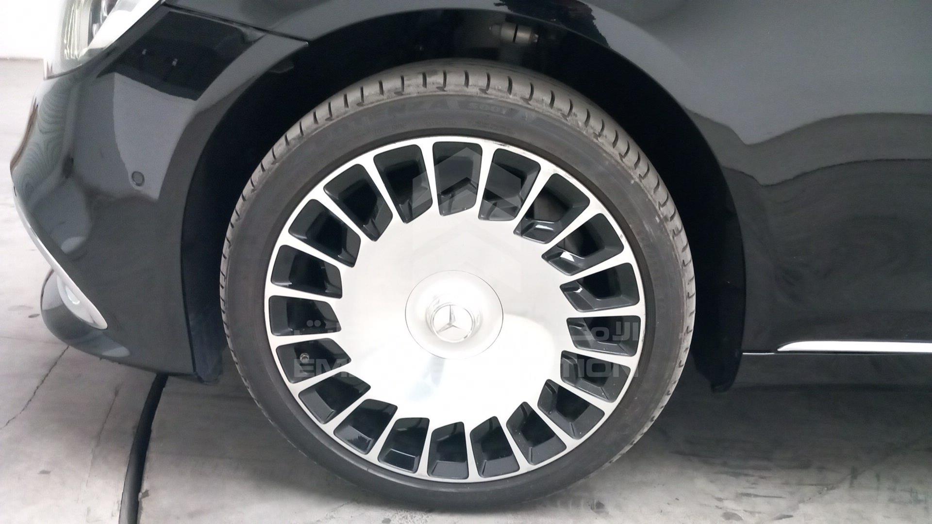 2019 MERCEDES S 560 VIN: WDD2229861A475688