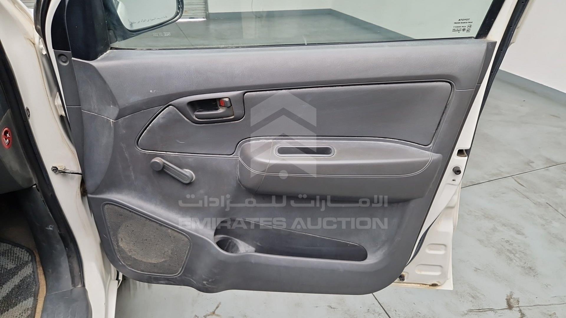 2015 TOYOTA HILUX VIN: MR0EX12G5F2354399