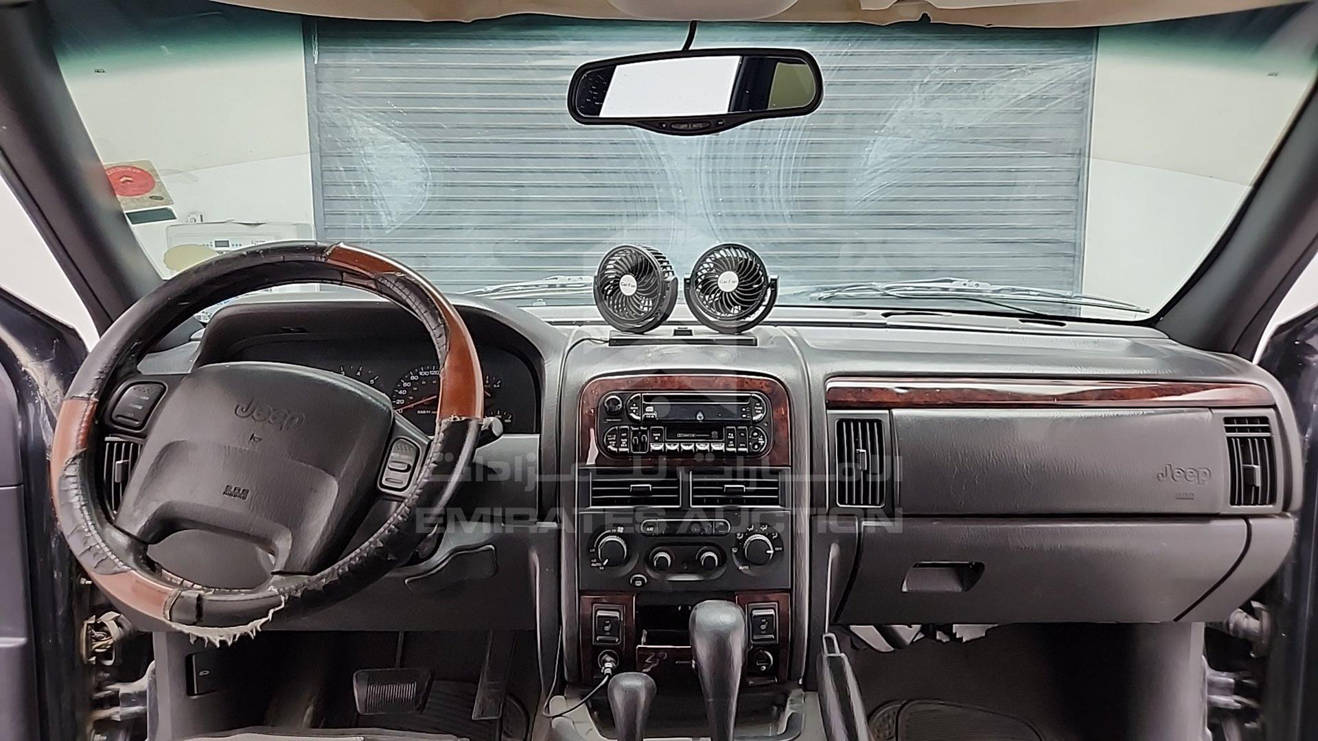 2000 JEEP GRAND CHEROKEE VIN: 1J4GWB8N5YY131019