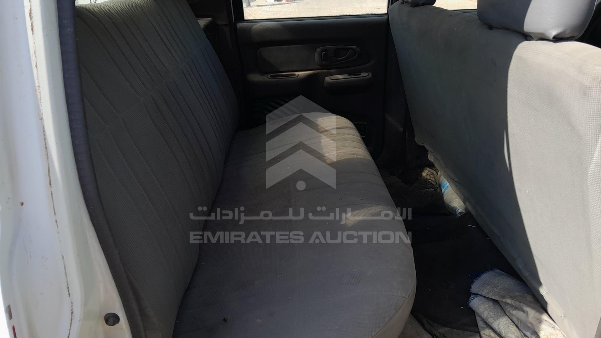 2004 MITSUBISHI L 200 VIN: MMBJNK6204D039338