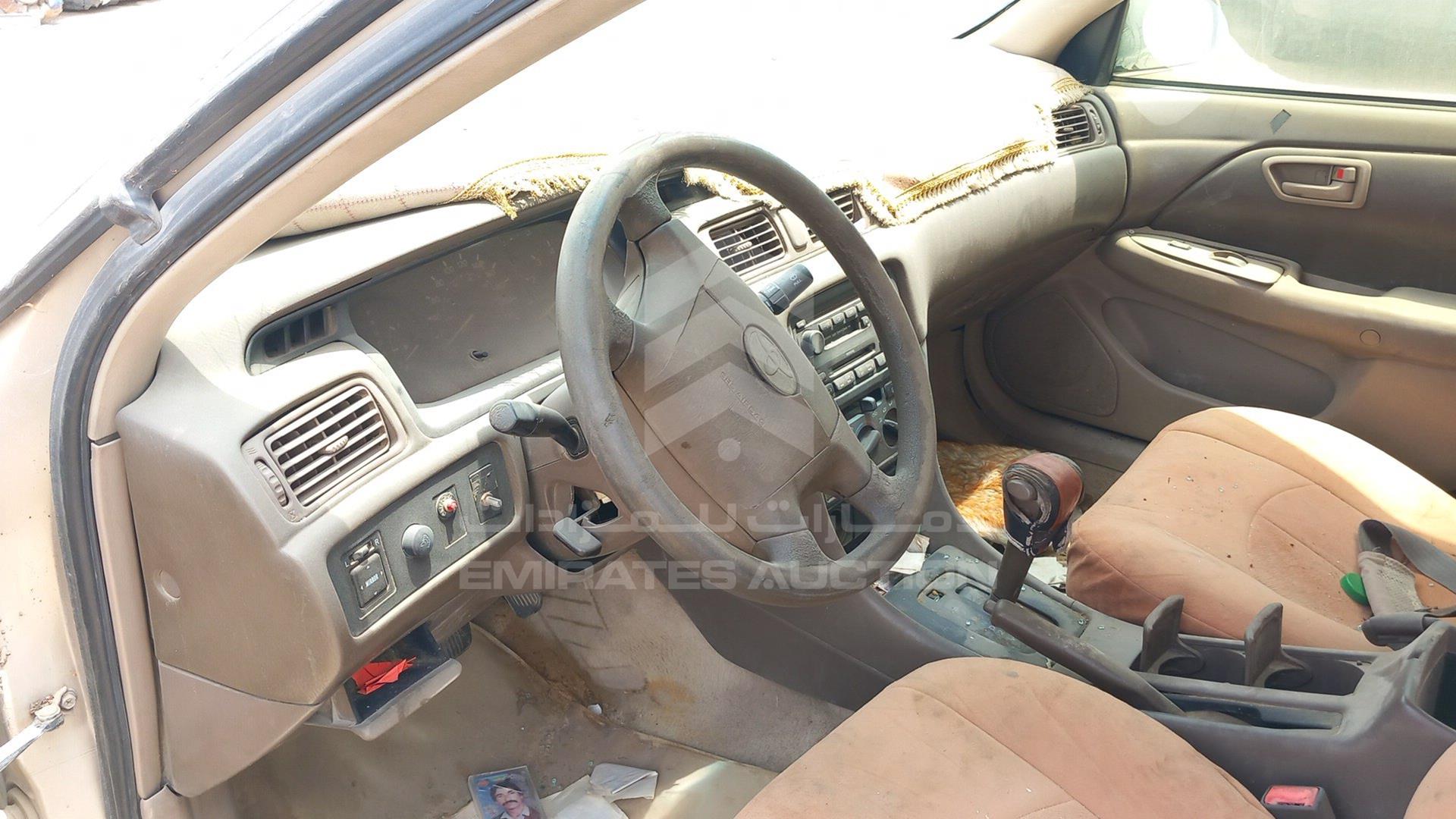 1998 TOYOTA CAMRY VIN: JT2BG22K5W0135488