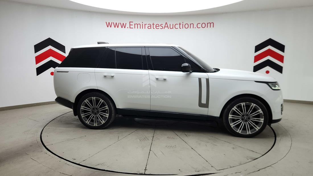 2023 Range Rover HSE — Right Full View — Photo 39