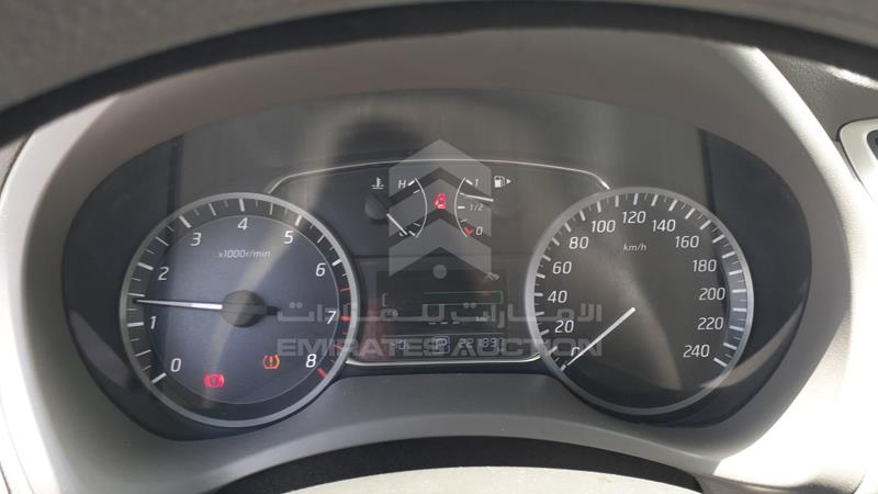 MNTBB7A93H6052104 Auction: EmiratesAuction Lot: 412008 MNTBB7A93H6052104 Nissan Sentra 2017 WHITE Photo 15