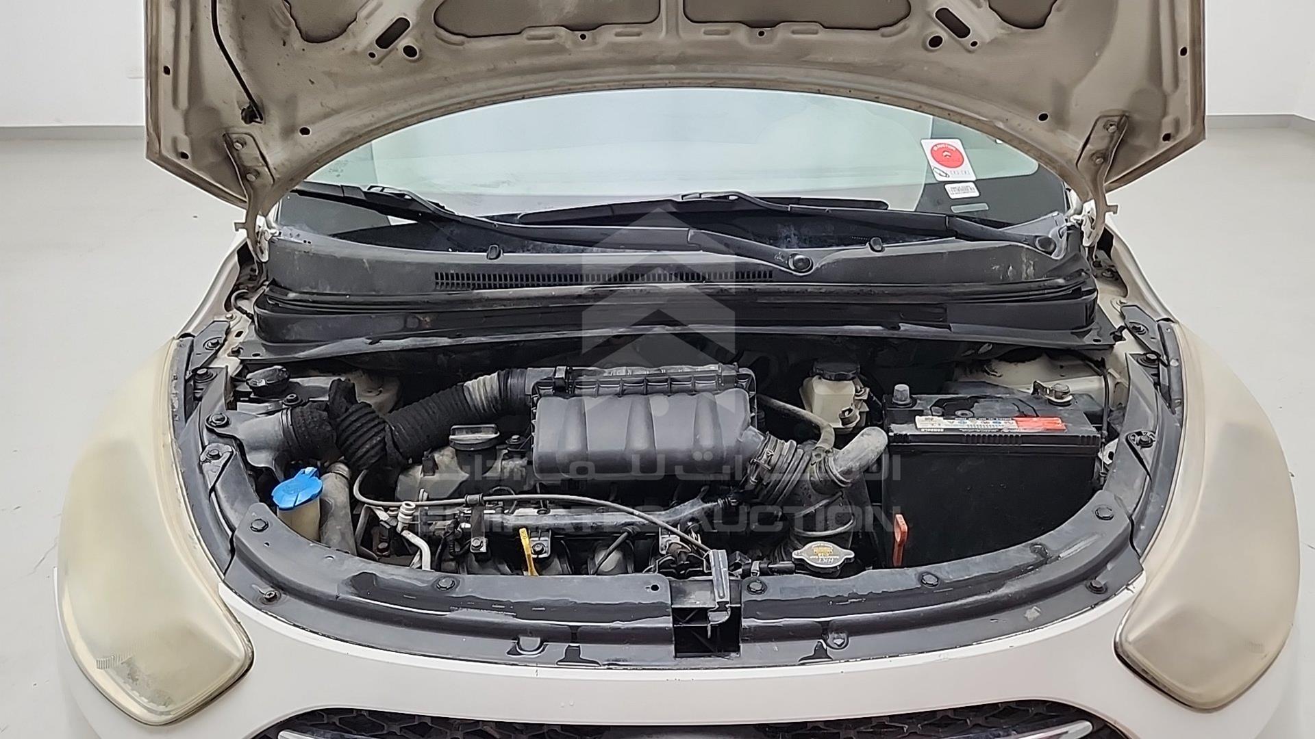 2015 HYUNDAI I10 VIN: MALAM51C9FM570463