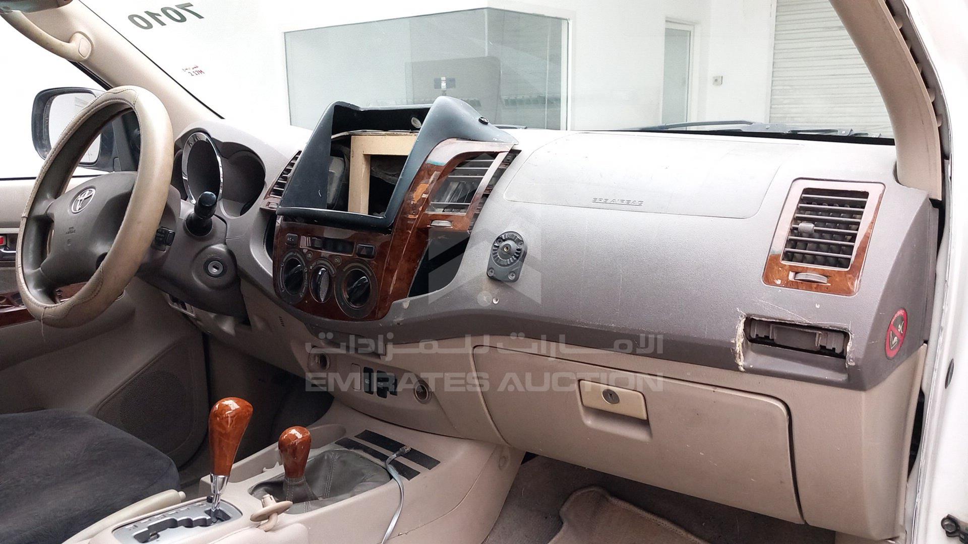 2007 TOYOTA FORTUNER VIN: MHFYU59G477001095