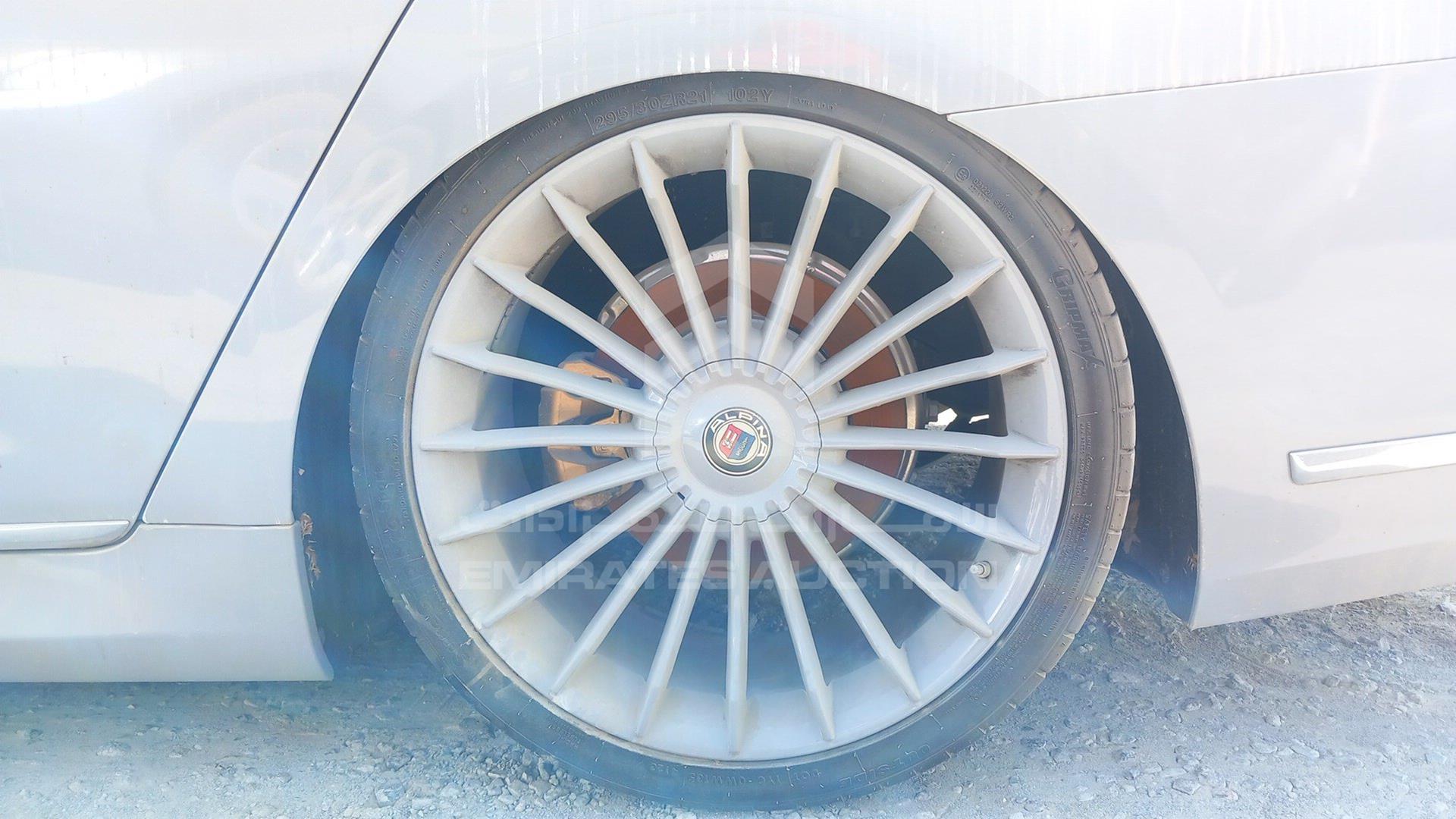 2020 BMW 730 VIN: WBA7T0108LCD21517