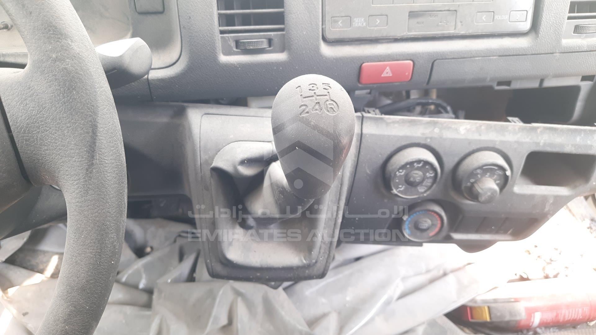 0 TOYOTA HIACE VIN: JTFHX02P7P0127998