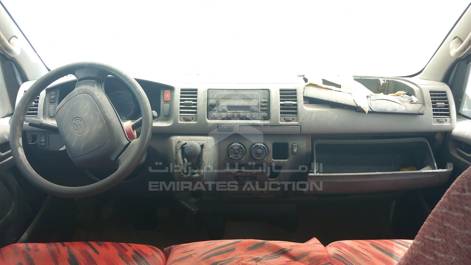 2009 TOYOTA HIACE VIN: JTGJX02P895013317