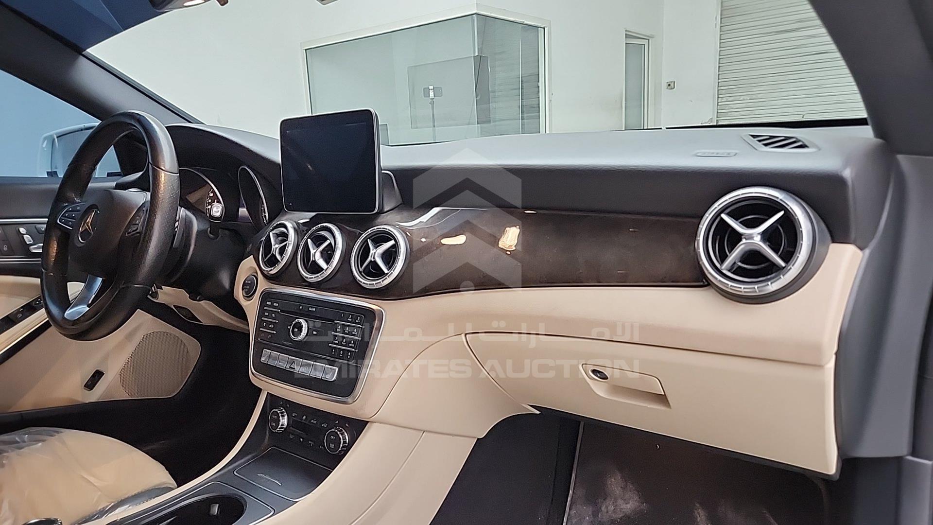 2018 MERCEDES CLA 250 VIN: WDDSJ4EB9JN561816
