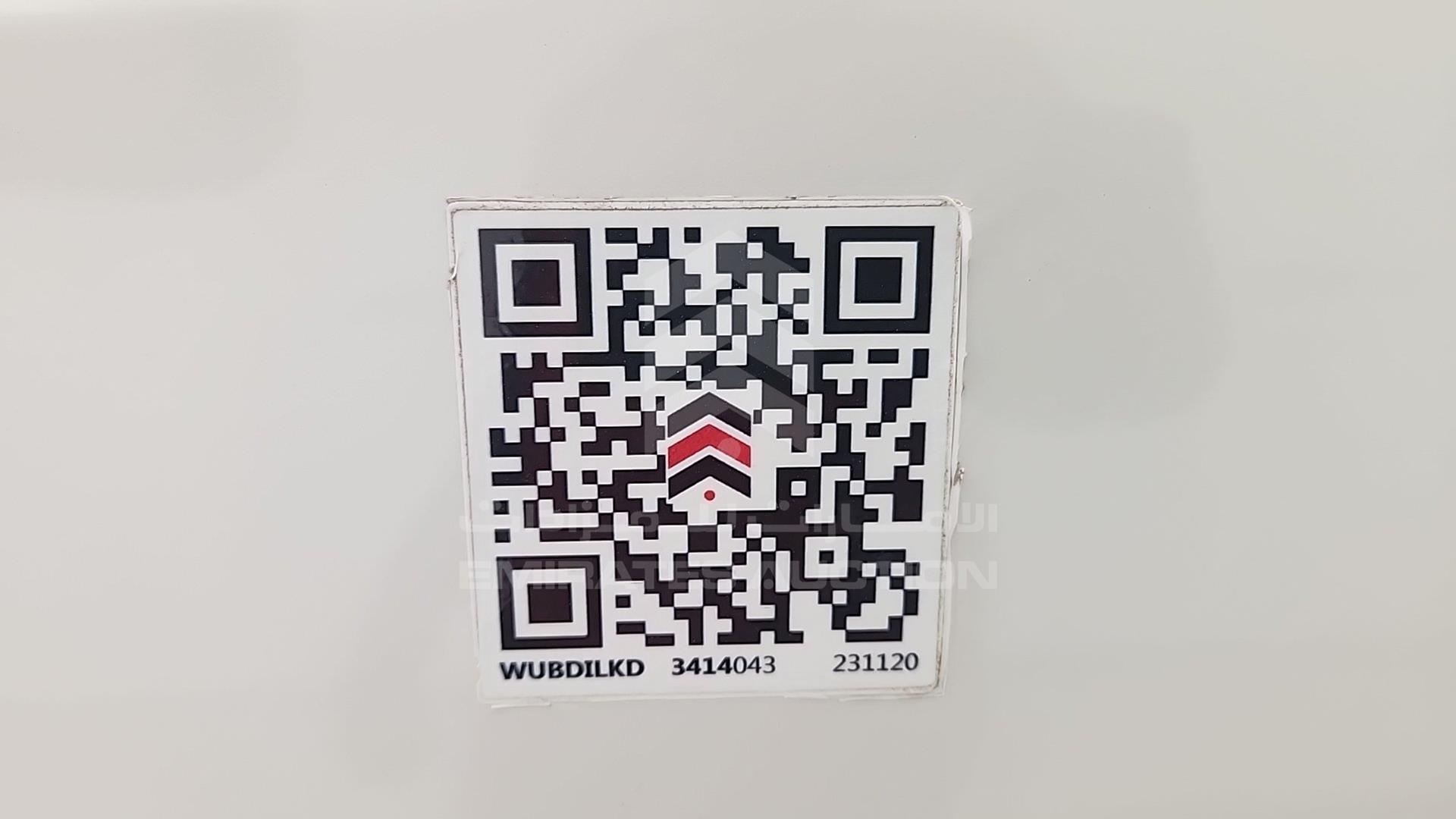 2015 TOYOTA PREVIA VIN: JTNGE52MXFA049086