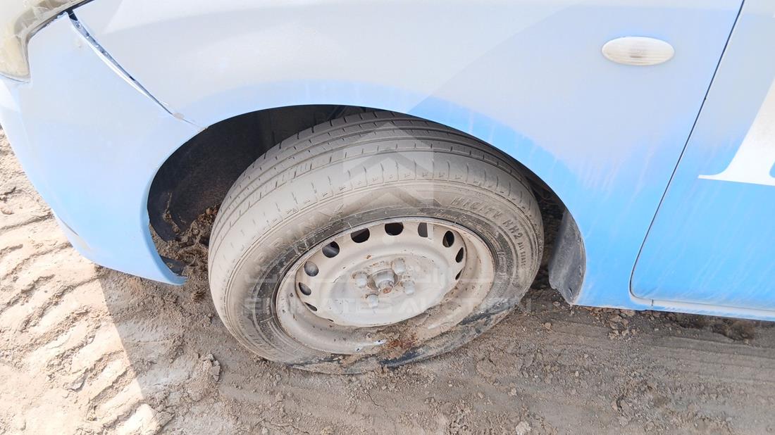 نيسان صني 2016 — الإطار الأمامي الأيسر — صورة 32