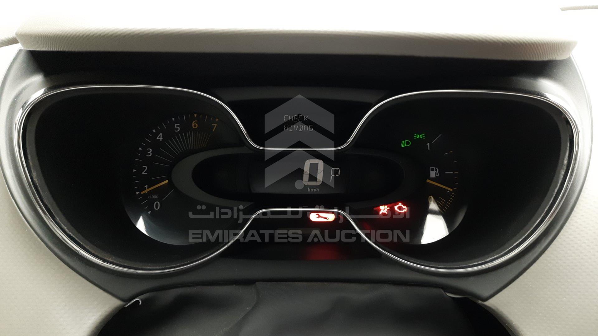 2015 RENAULT CAPTUR VIN: VF12RRHEXFW528782