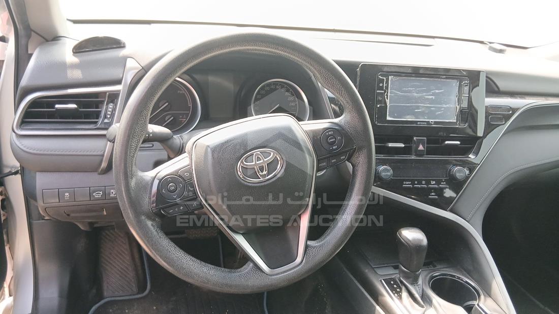 2024 Toyota Camry — Steering & Mounted Controls — Photo 13