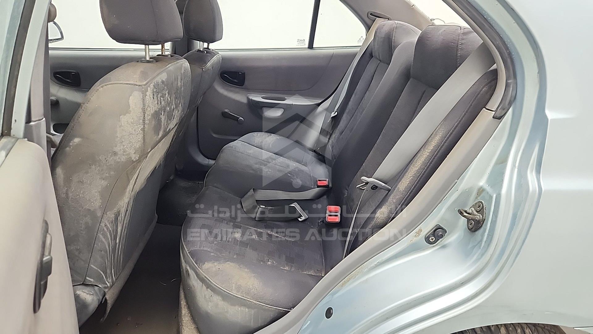 2004 HYUNDAI ACCENT VIN: KMHCG41F54U546211
