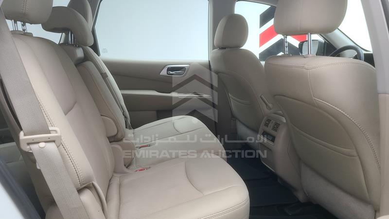 5N1DR2M53JC600144 Auction: EmiratesAuction Lot: 409004 5N1DR2M53JC600144 Nissan Pathfinder 2018 WHITE Photo 31