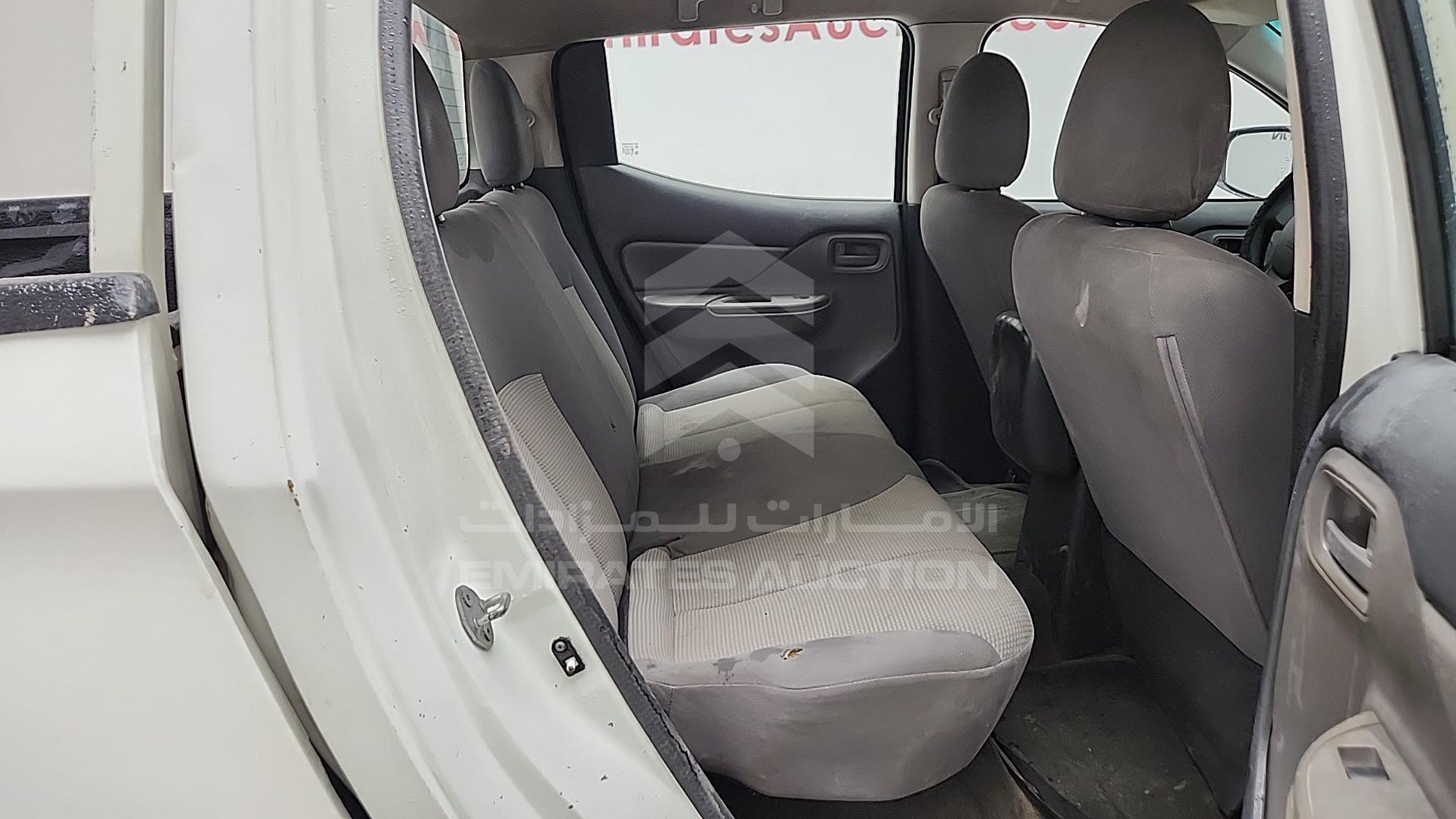 2016 MITSUBISHI L 200 VIN: MMBJNKJ40GH003029