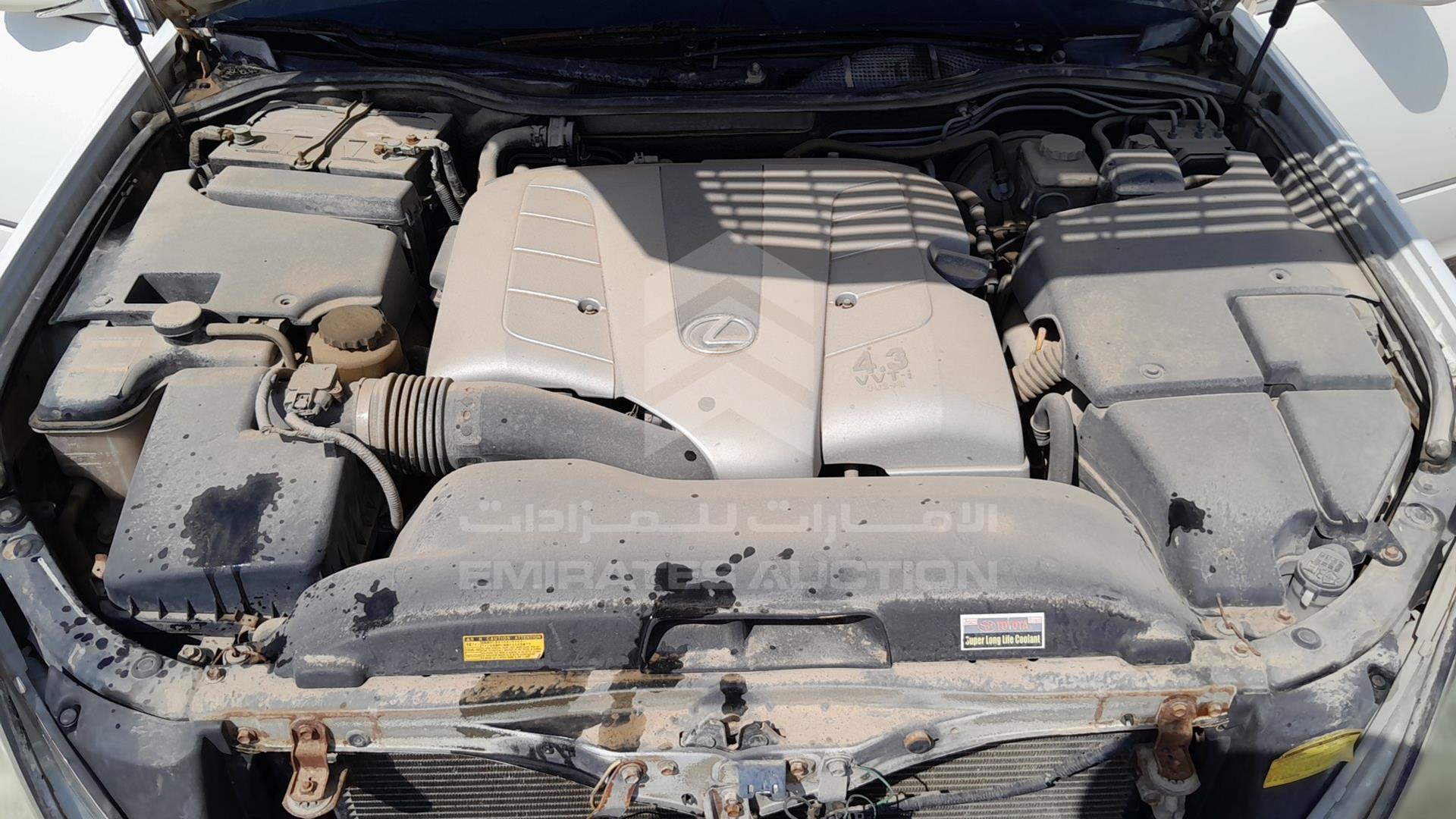 2001 LEXUS LS 430 VIN: JTHBN30F810020156