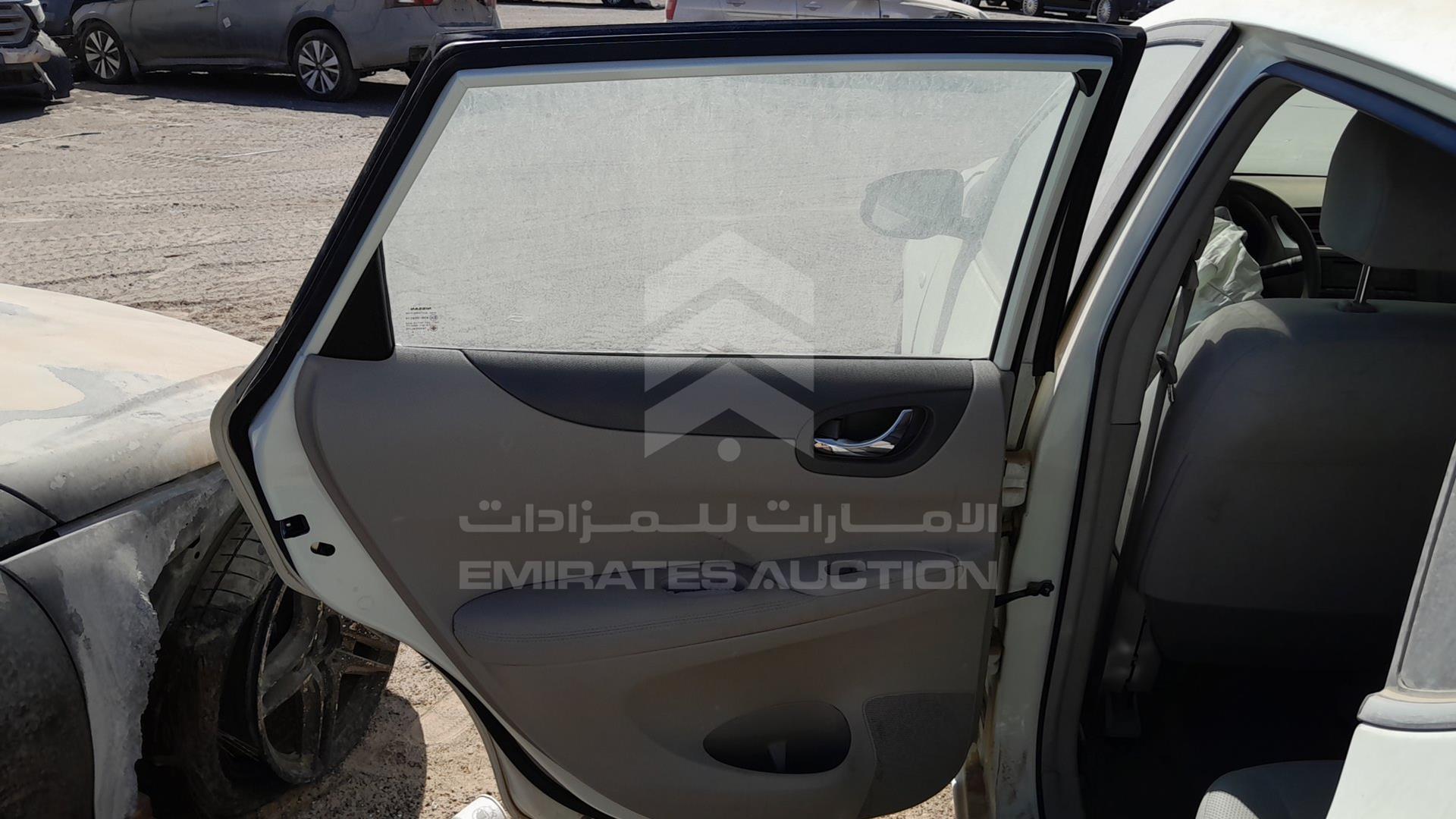 2016 NISSAN TIIDA VIN: MNTBC2C90G6008833