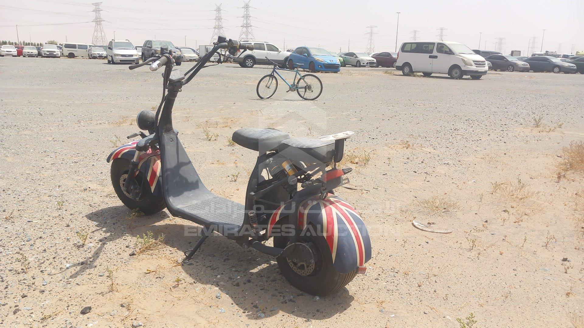 0 ELECTRIC SCOOTER --- VIN: LYC2000WE19Y72087